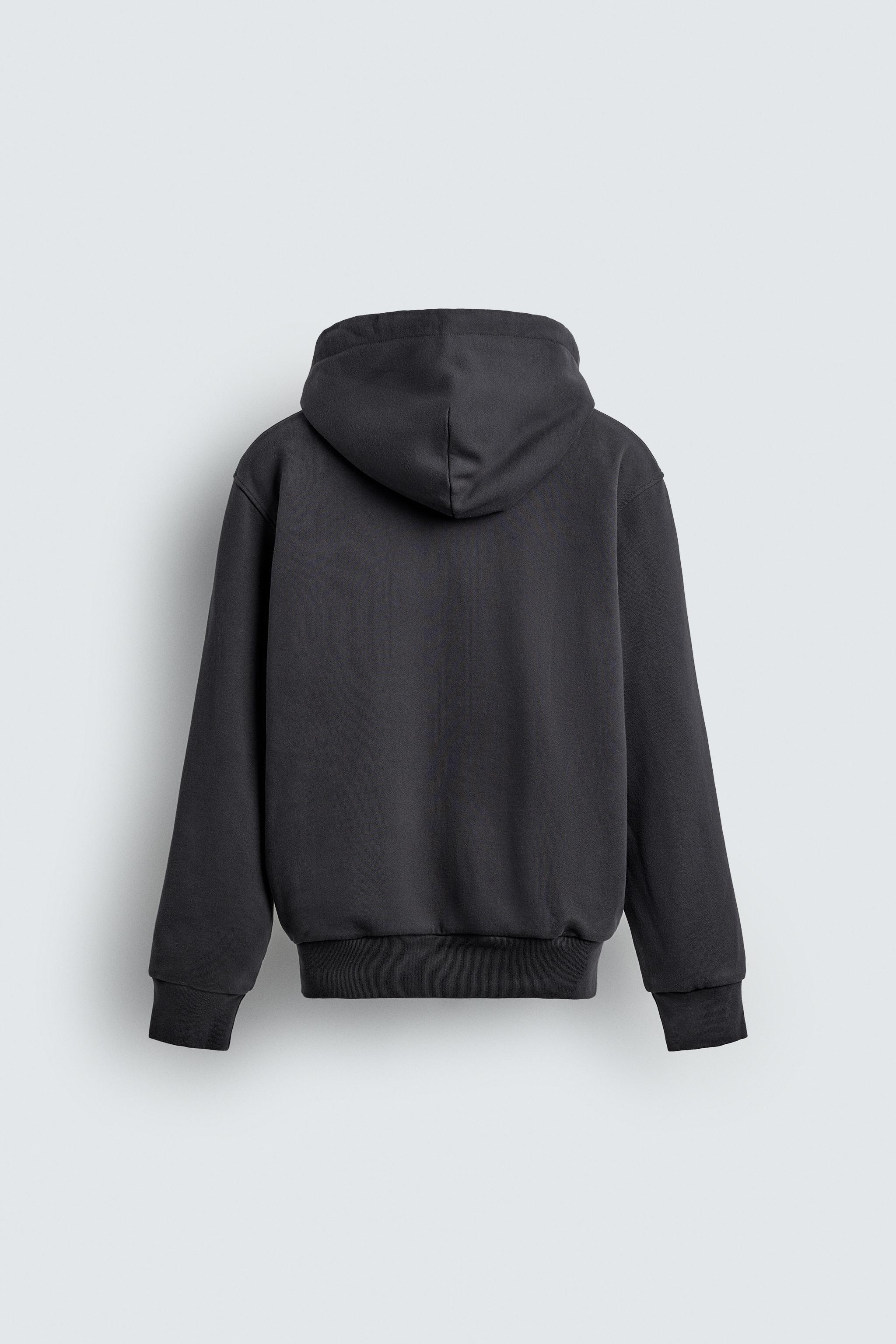 ZIP-UP HOODIE